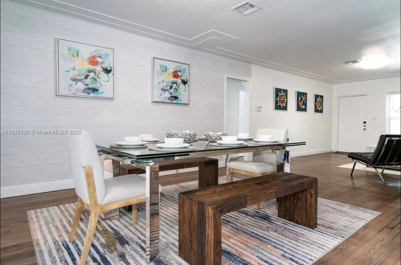 35 SW 28th Rd, Miami, FL 33129 Photo