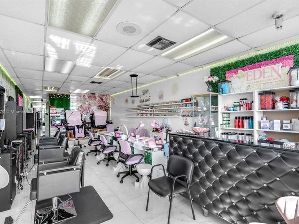 6761 W Flagler St, Miami, FL 33144