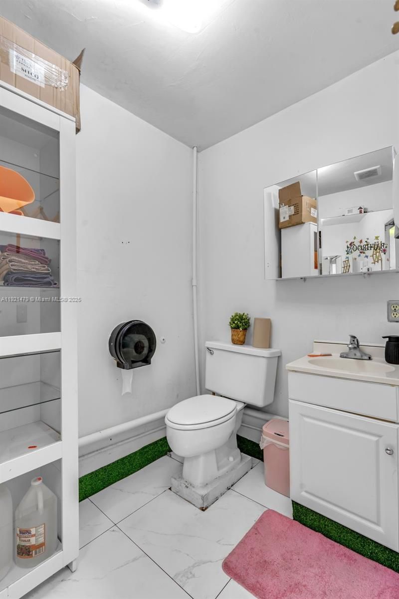 6761 W Flagler St, Miami, FL 33144 Photo