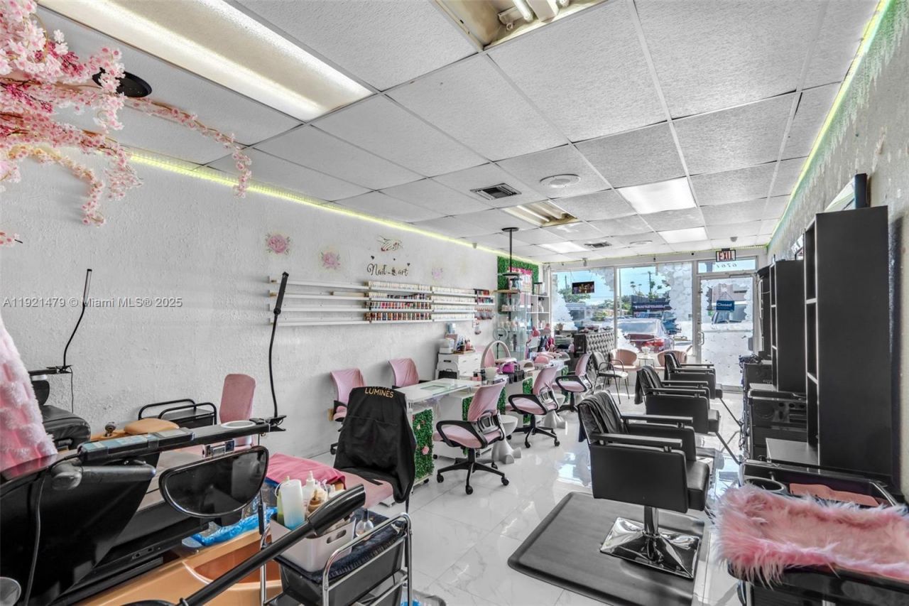 6761 W Flagler St, Miami, FL 33144 Photo