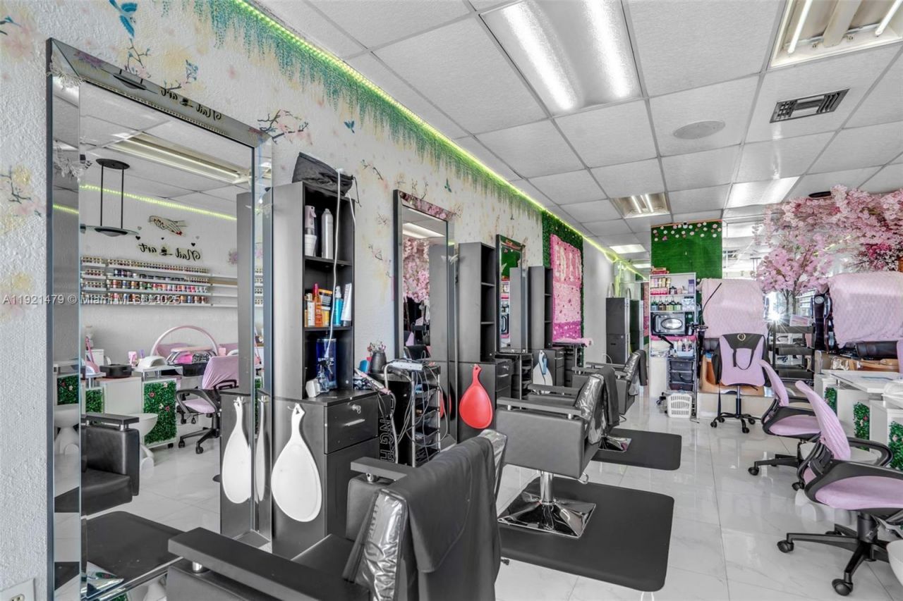 6761 W Flagler St, Miami, FL 33144 Photo