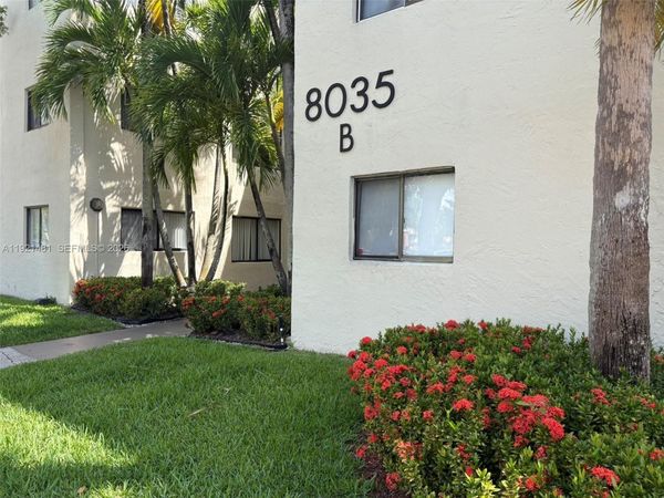 8035 SW 107th Ave, Unit 110, Miami, FL 33173