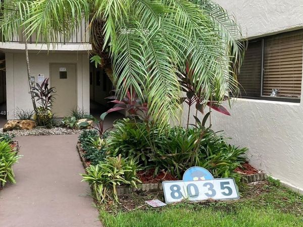 8035 SW 107th Ave, Unit 110, Miami, FL 33173