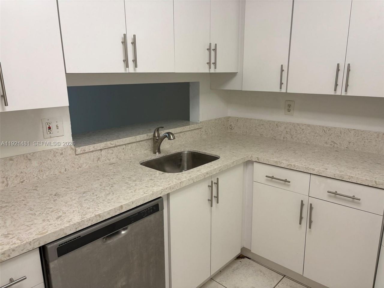 8035 SW 107th Ave, Unit 110, Miami, FL 33173 Photo