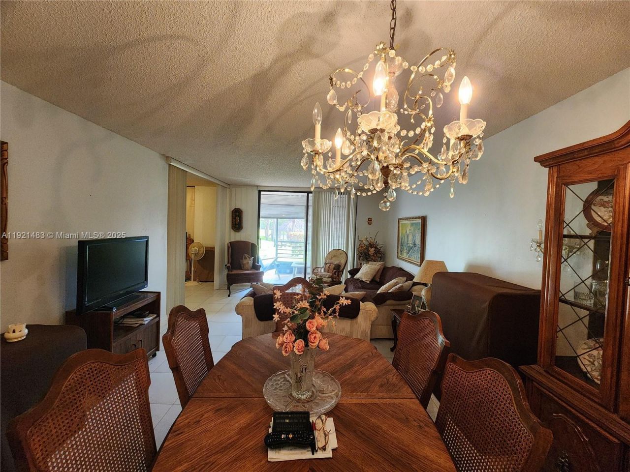 900 Colony Point Cir, Unit 107, Pembroke Pines, FL 33026 Photo