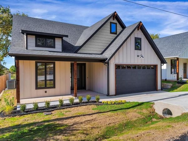 1012 Mustang Trail, Granbury, TX 76049