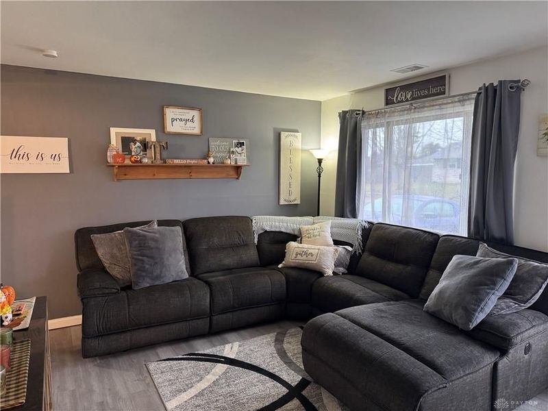 109 Ostend Street, Brookville, OH 45309 Photo 9