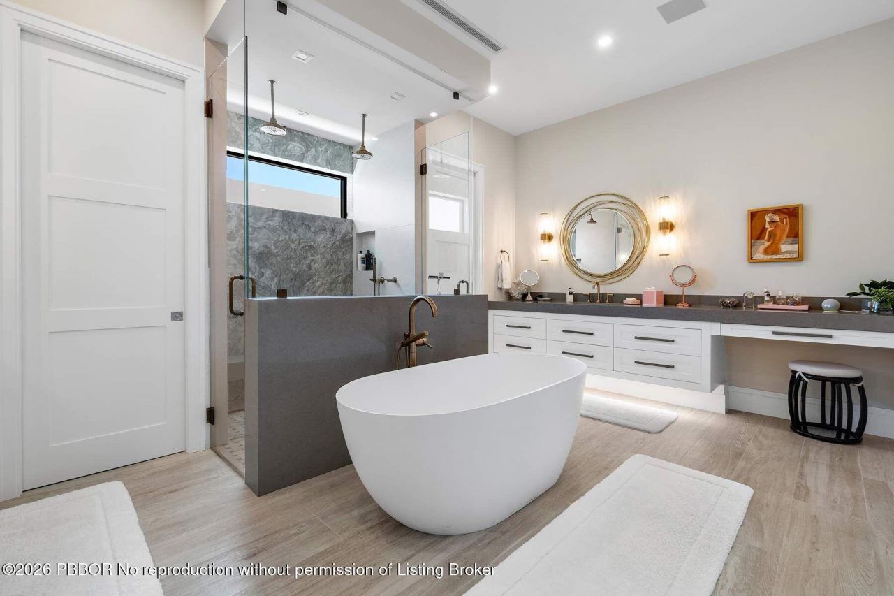 807 N Atlantic Drive, Lantana, FL 33462 Photo