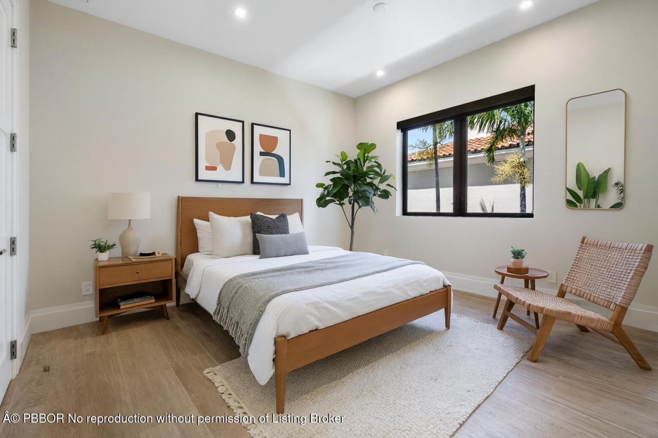 807 N Atlantic Drive, Lantana, FL 33462 Photo