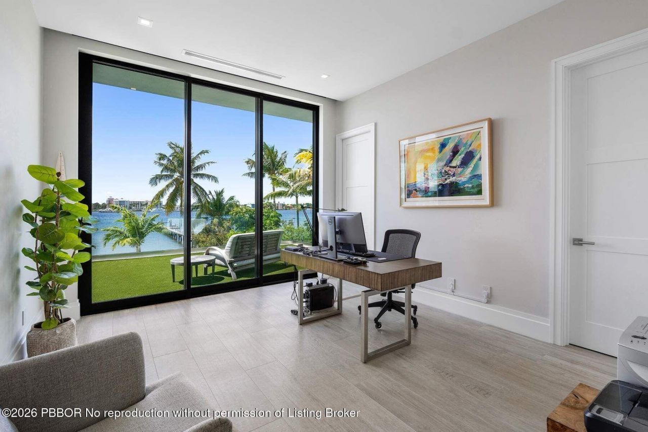 807 N Atlantic Drive, Lantana, FL 33462 Photo