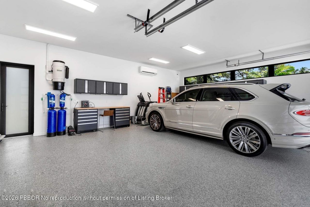 807 N Atlantic Drive, Lantana, FL 33462 Photo