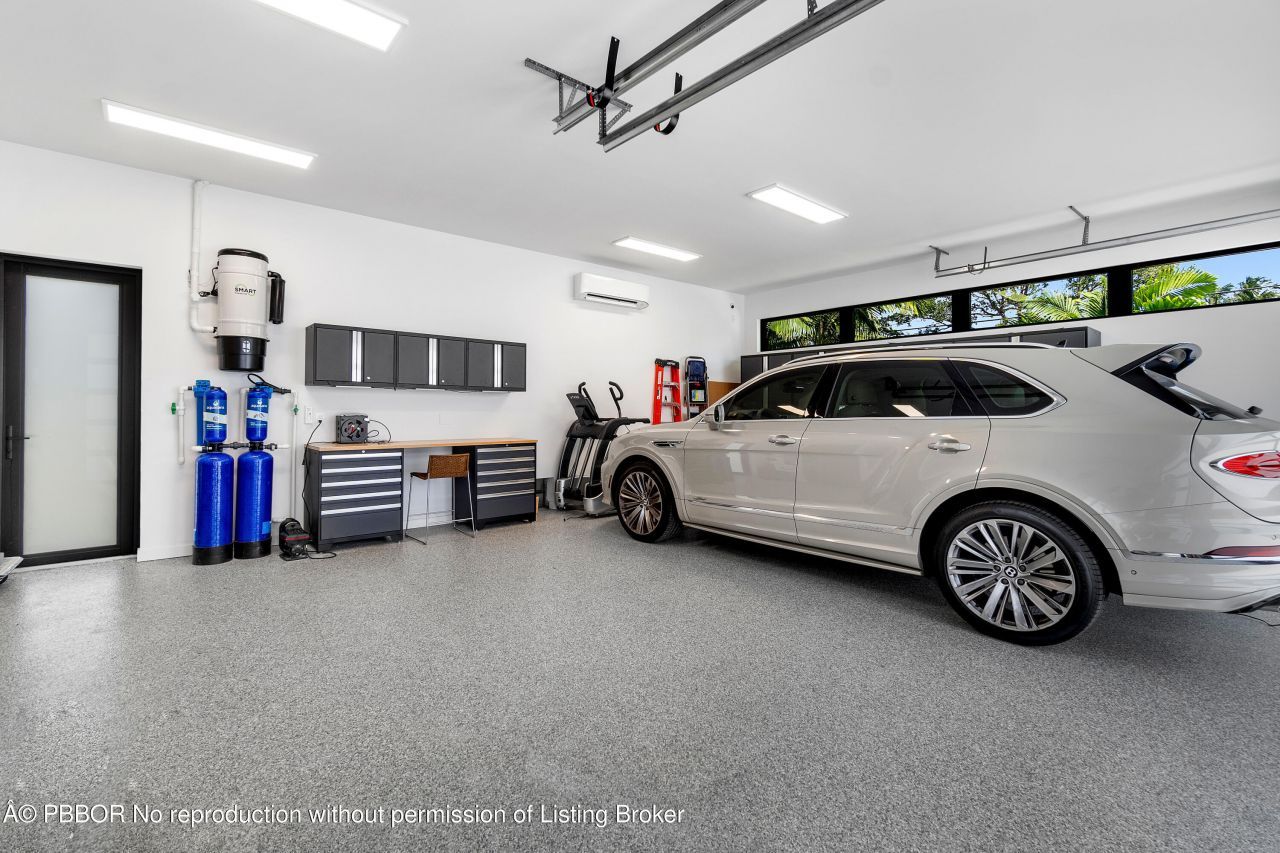 807 N Atlantic Drive, Lantana, FL 33462 Photo