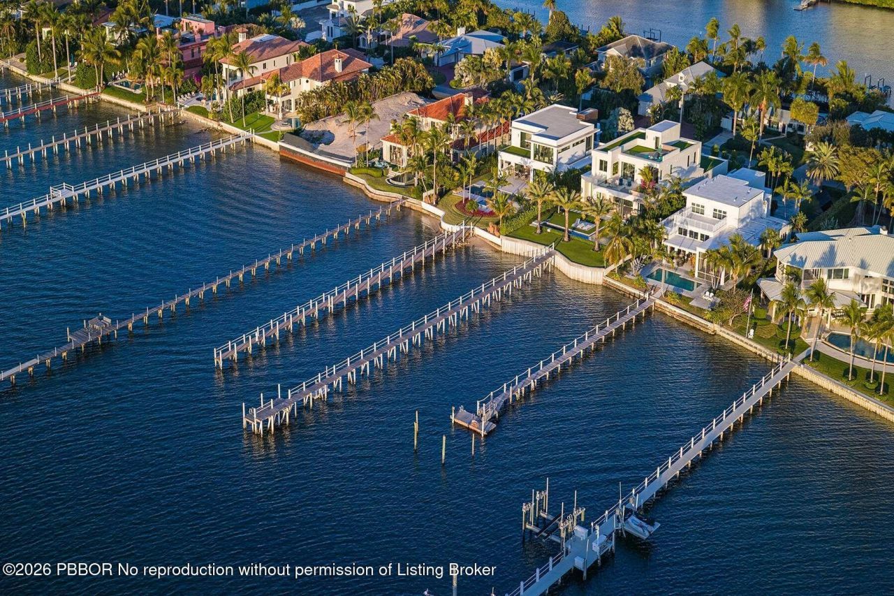 807 N Atlantic Drive, Lantana, FL 33462 Photo