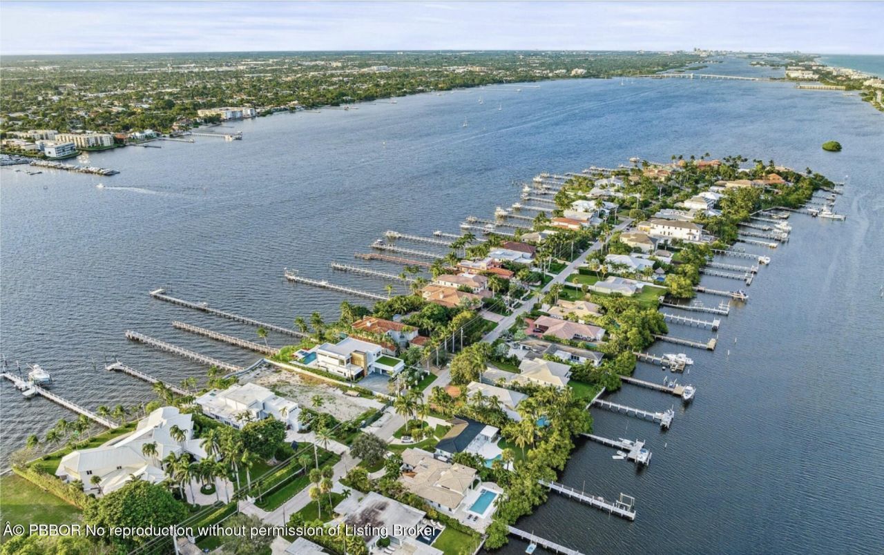 807 N Atlantic Drive, Lantana, FL 33462 Photo