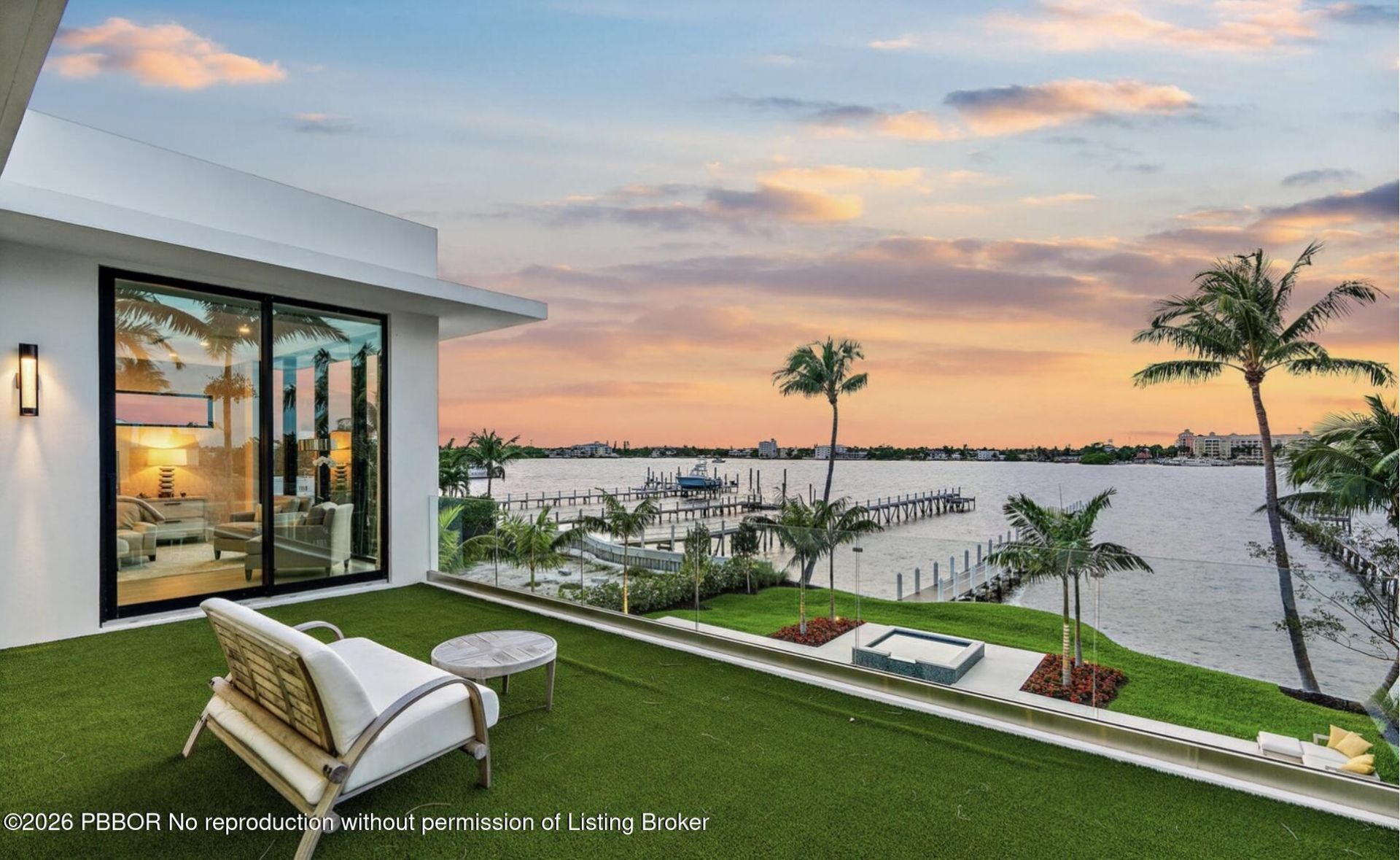 807 N Atlantic Drive, Lantana, FL 33462 Photo