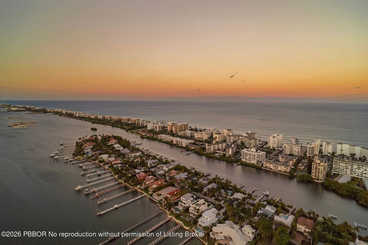 807 N Atlantic Drive, Lantana, FL 33462 Photo