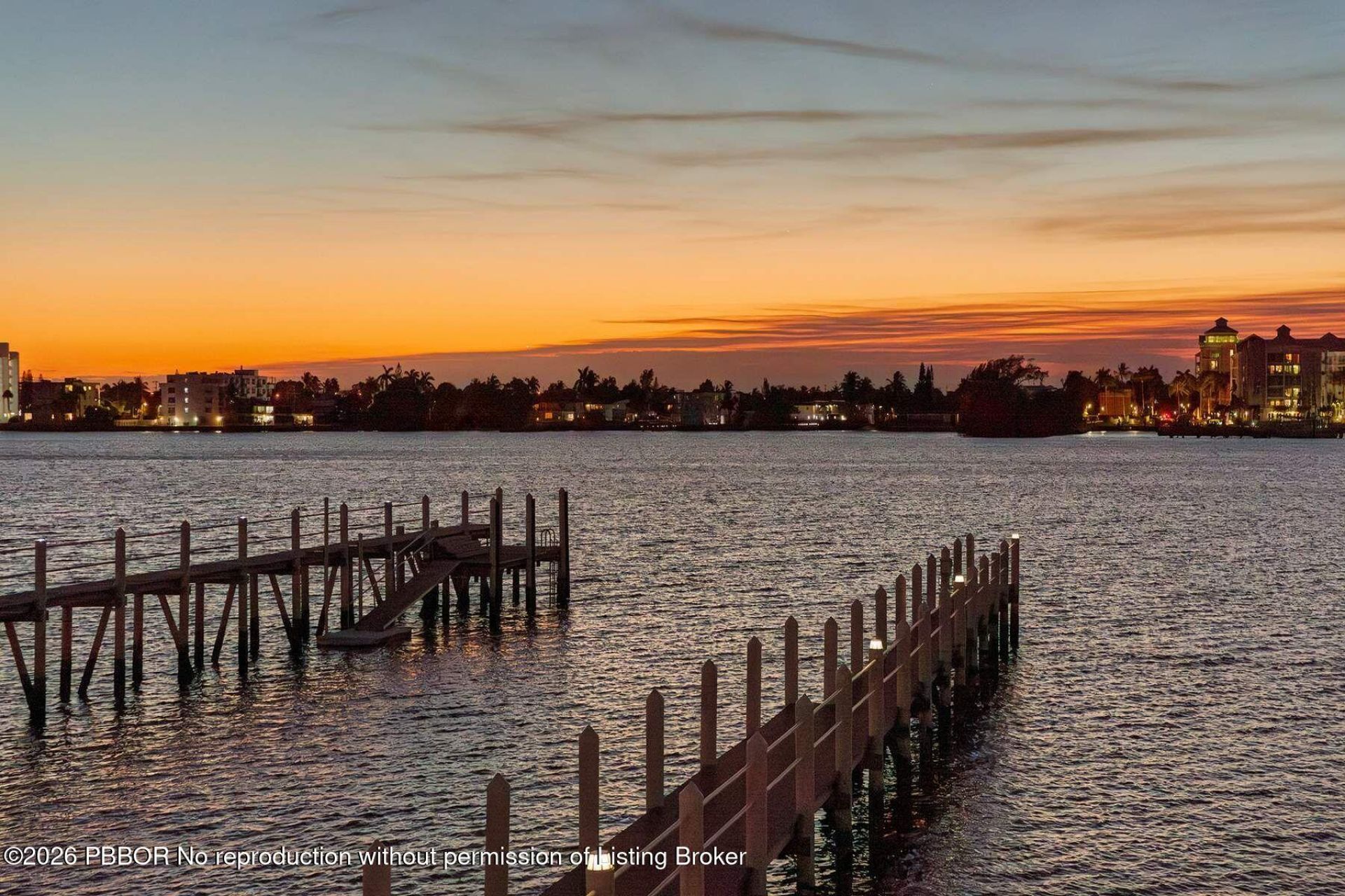 807 N Atlantic Drive, Lantana, FL 33462 Photo