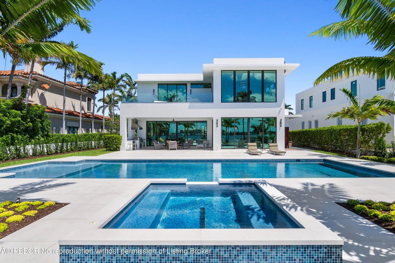 807 N Atlantic Drive, Lantana, FL 33462 Photo