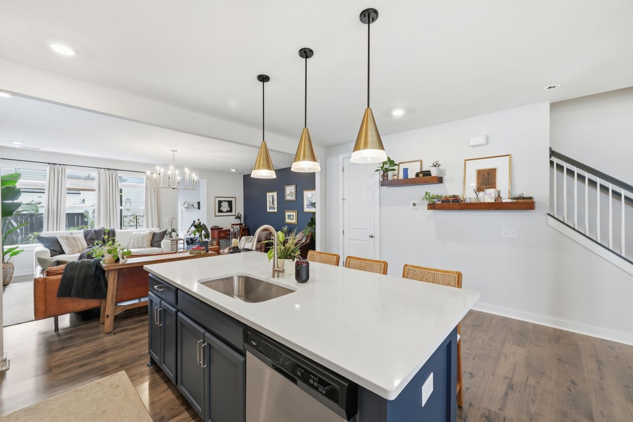 1011 Swamp Harrier Avenue Photo 13