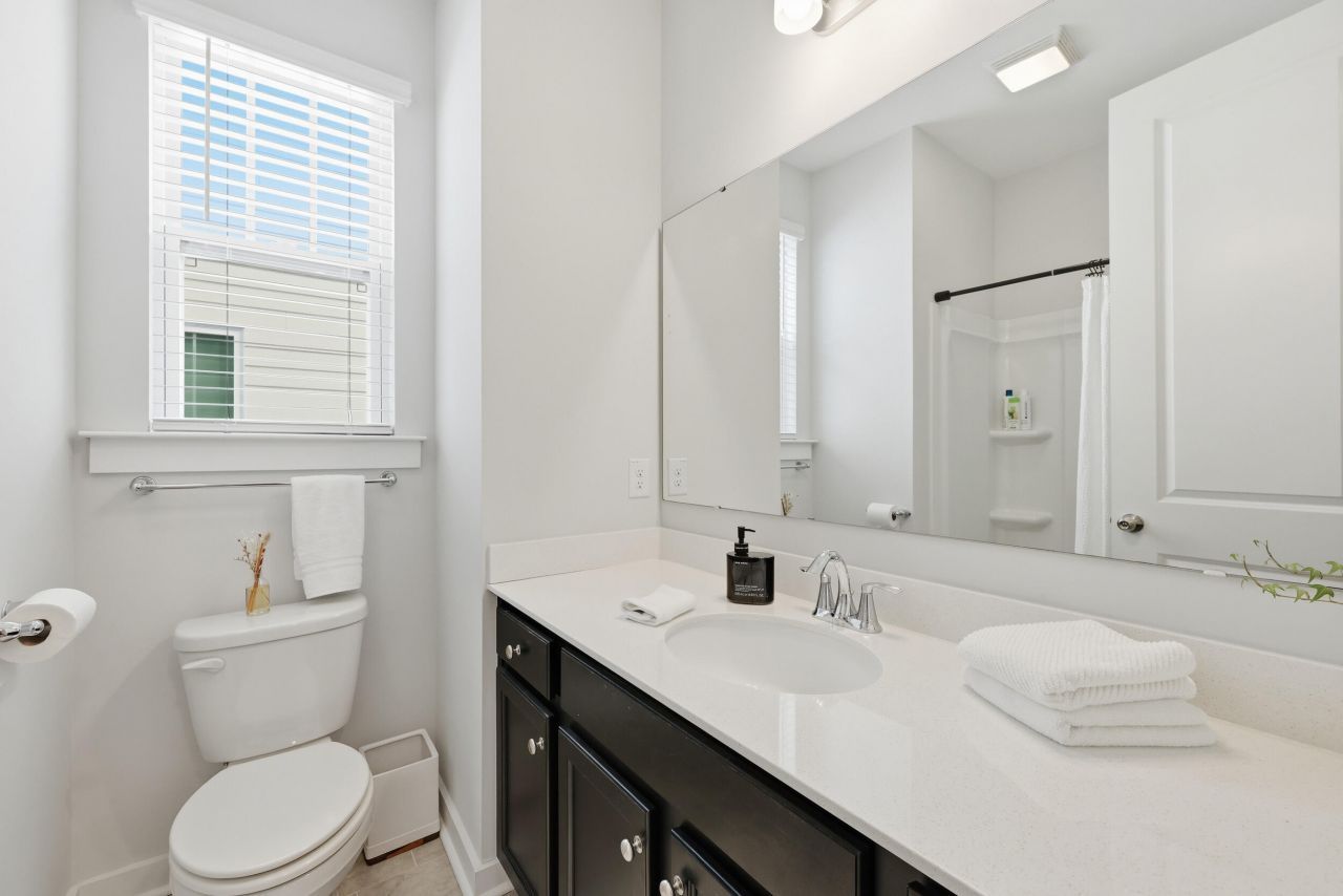 1011 Swamp Harrier Avenue Photo 30