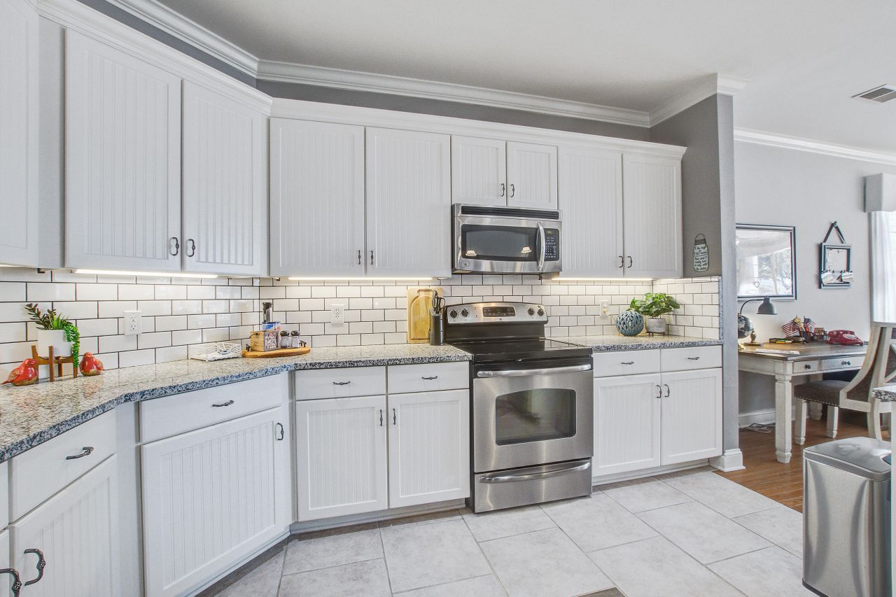 1222 Bridgeview Lane Photo 12