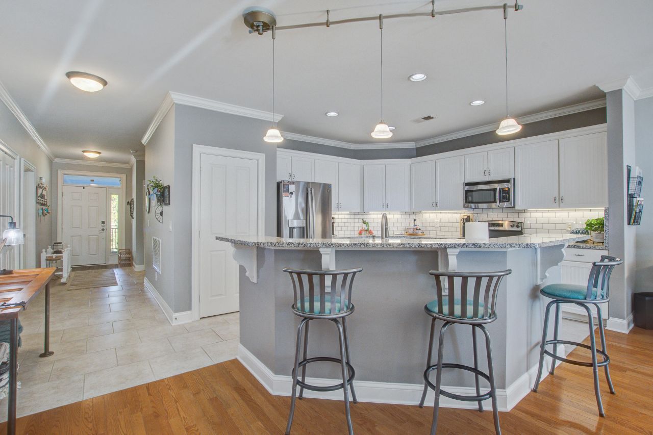 1222 Bridgeview Lane Photo 13