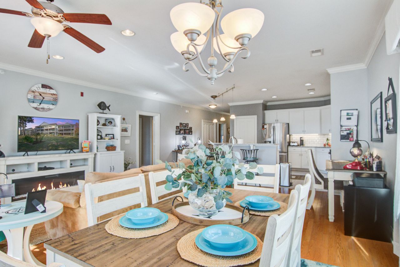 1222 Bridgeview Lane Photo 8