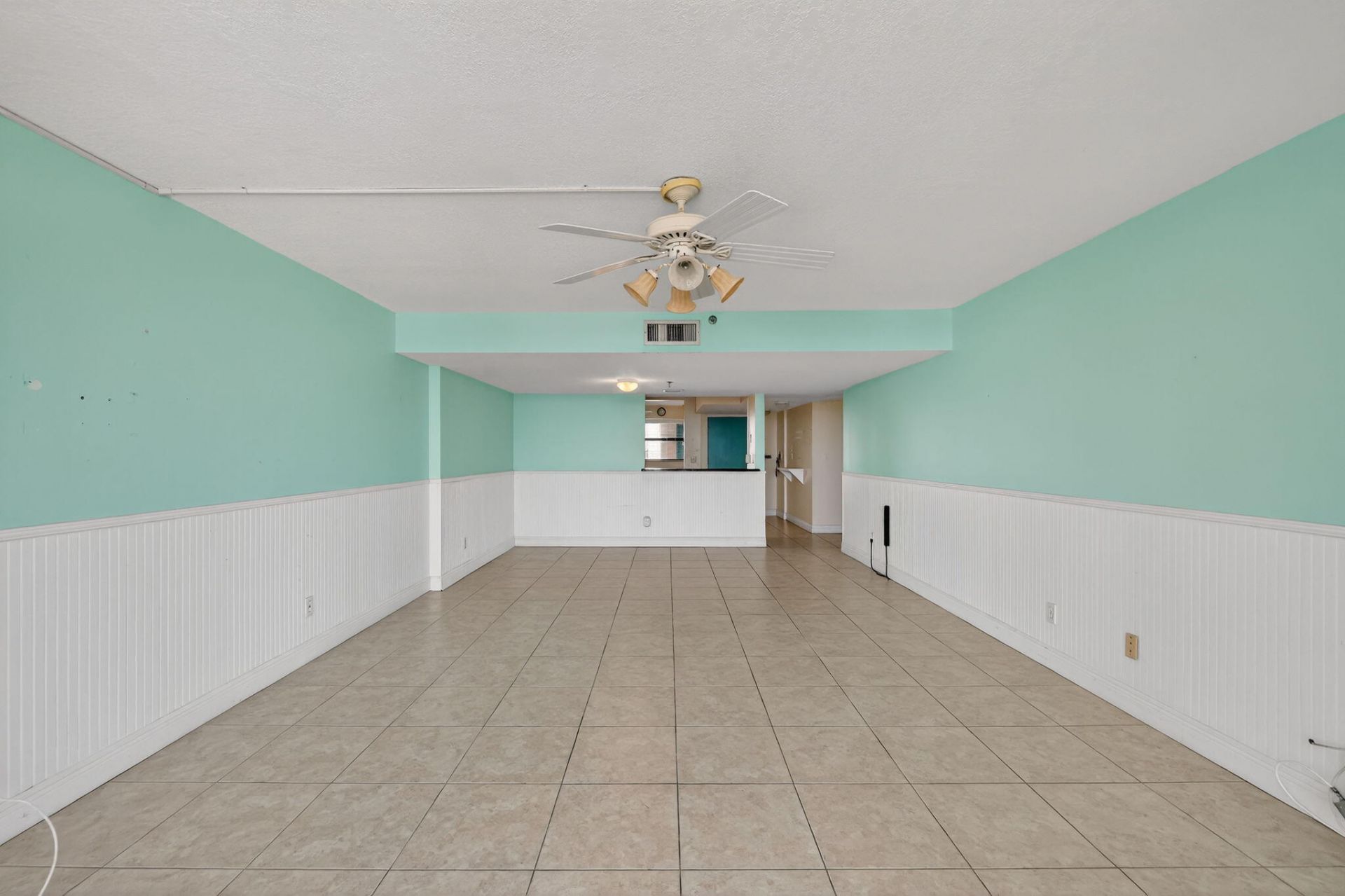 355 S Ocean Drive, Unit F-405, Fort Pierce, FL 34949 Photo