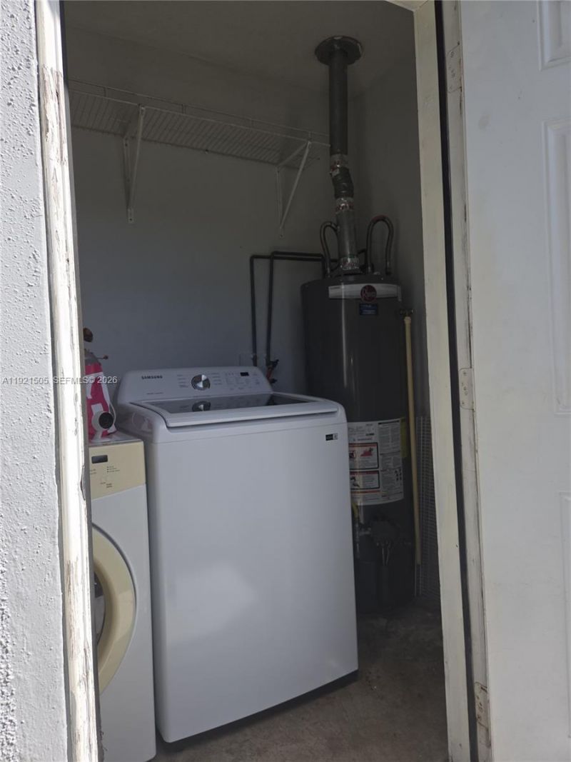 561 NW 190th St, Miami Gardens, FL 33169 Photo