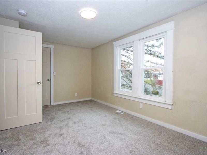 27 S State Street, Rittman, OH 44270 Photo 12