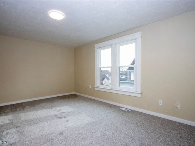 27 S State Street, Rittman, OH 44270 Photo 14