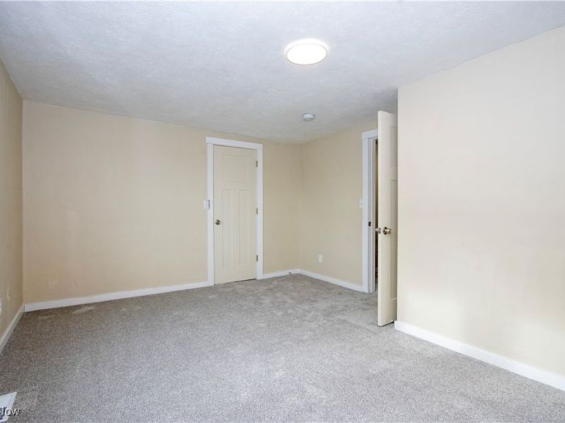 27 S State Street, Rittman, OH 44270 Photo 15