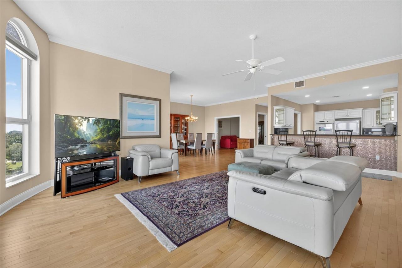 288 Beach Drive Ne, Unit 4B, Saint Petersburg, FL 33701 Photo