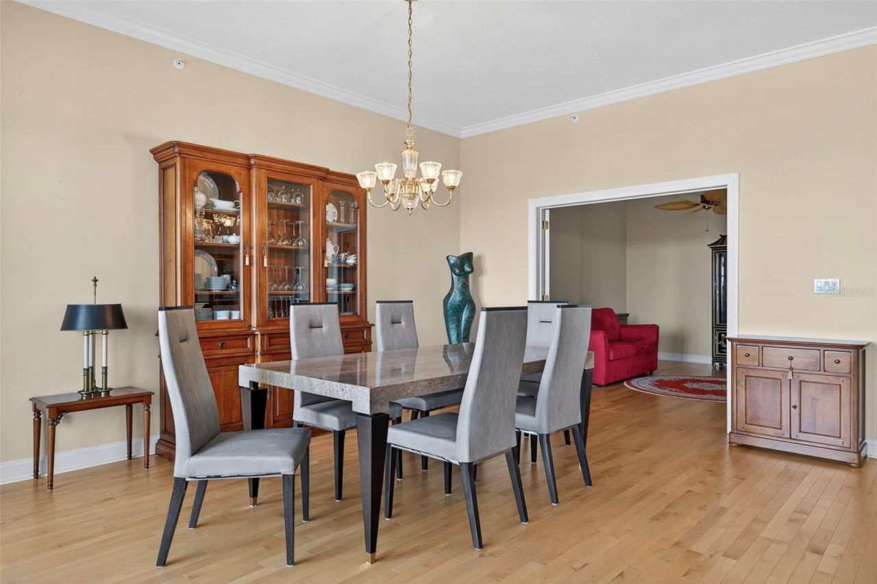 288 Beach Drive Ne, Unit 4B, Saint Petersburg, FL 33701 Photo