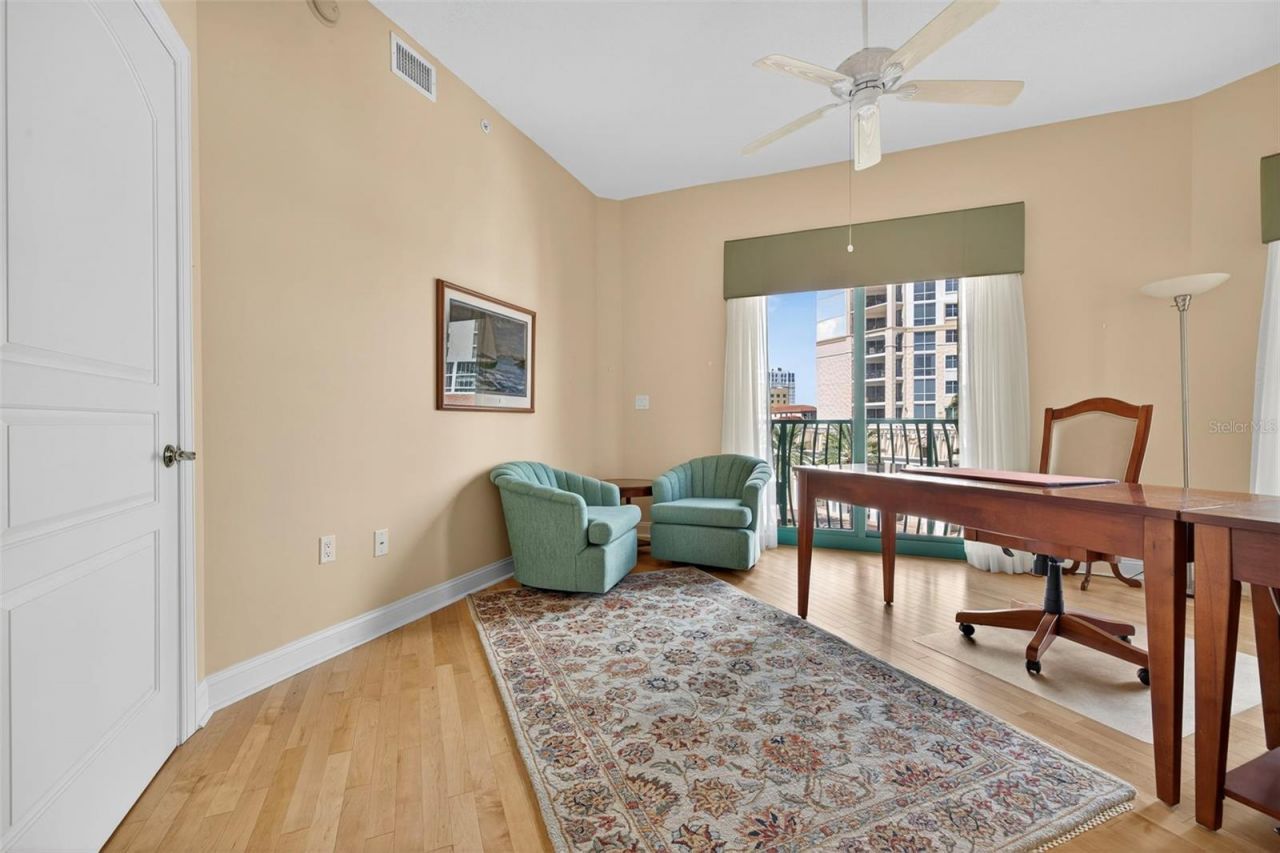 288 Beach Drive Ne, Unit 4B, Saint Petersburg, FL 33701 Photo