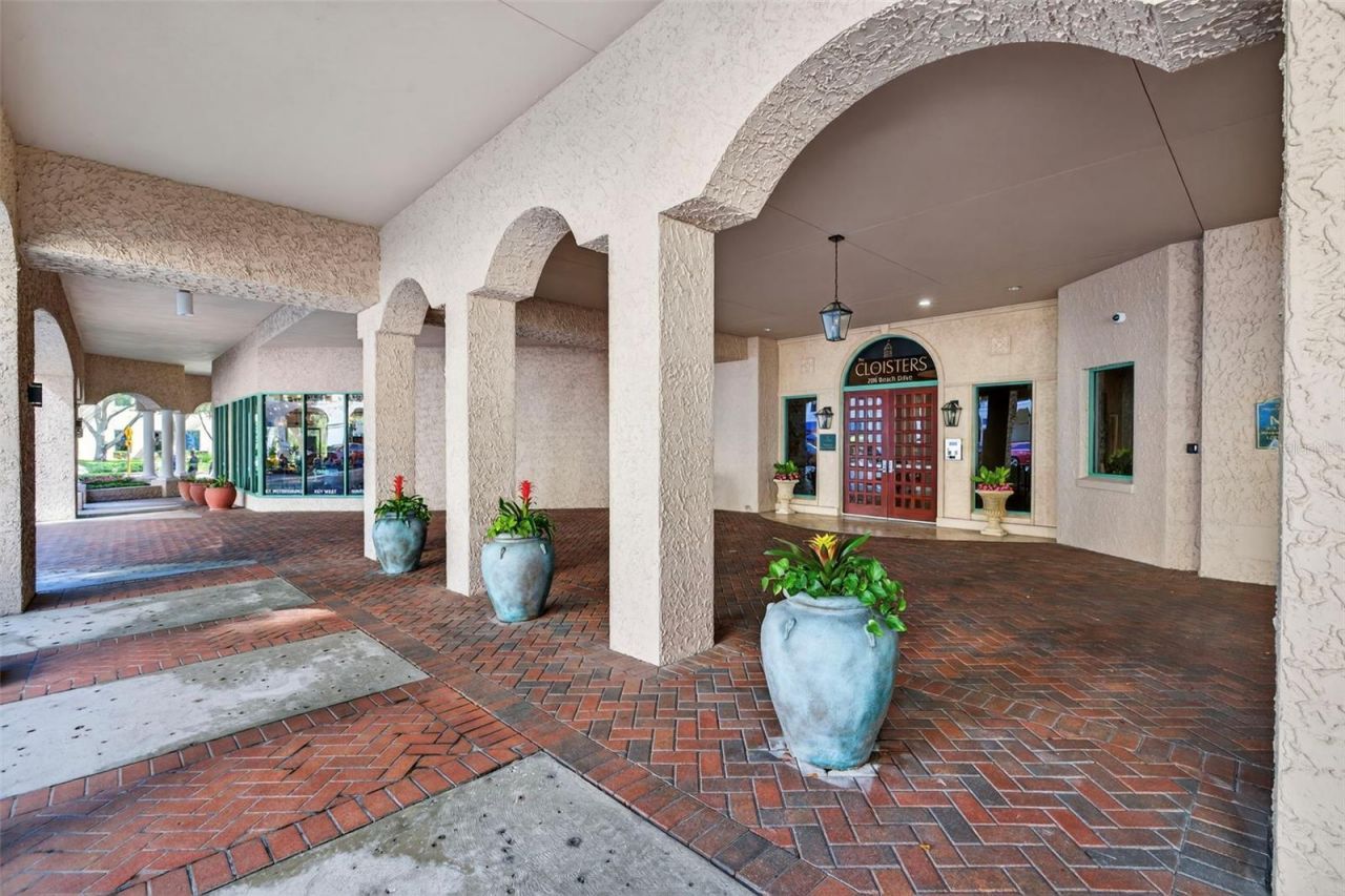 288 Beach Drive Ne, Unit 4B, Saint Petersburg, FL 33701 Photo
