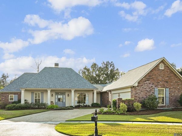 19110 S Trent Jones Dr, Baton Rouge, LA 70810