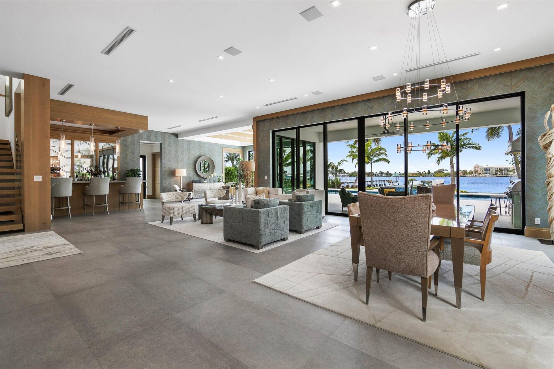 807 N Atlantic Drive, Lantana, FL 33462 Photo