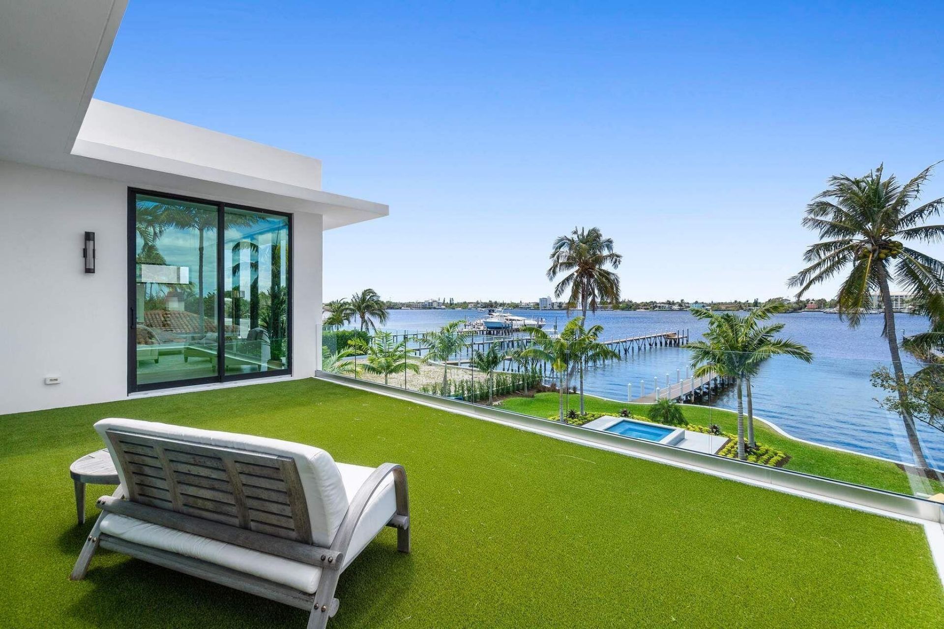 807 N Atlantic Drive, Lantana, FL 33462 Photo