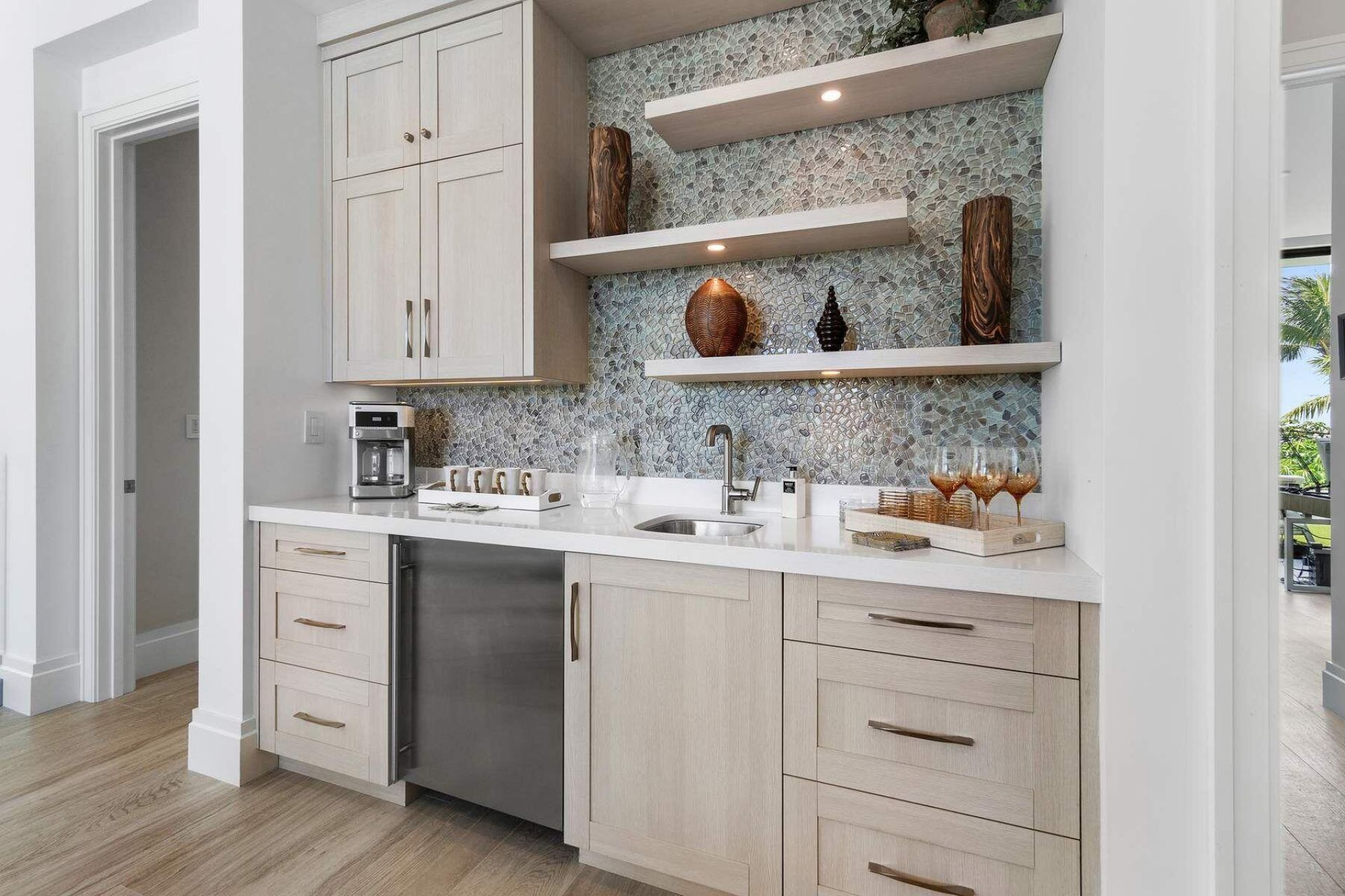 807 N Atlantic Drive, Lantana, FL 33462 Photo