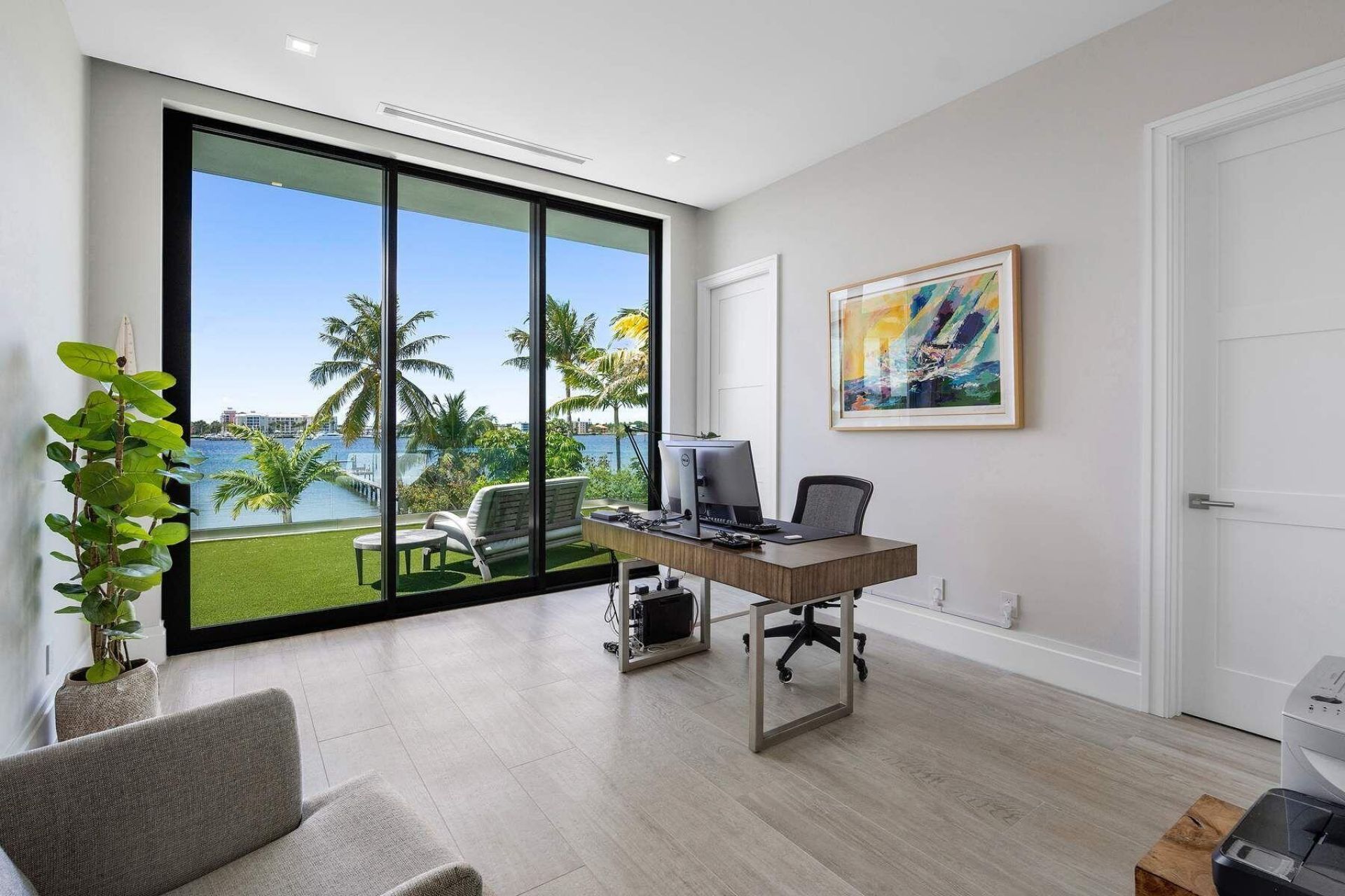 807 N Atlantic Drive, Lantana, FL 33462 Photo