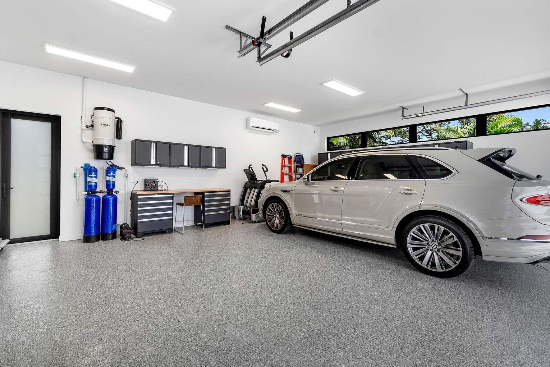 807 N Atlantic Drive, Lantana, FL 33462 Photo