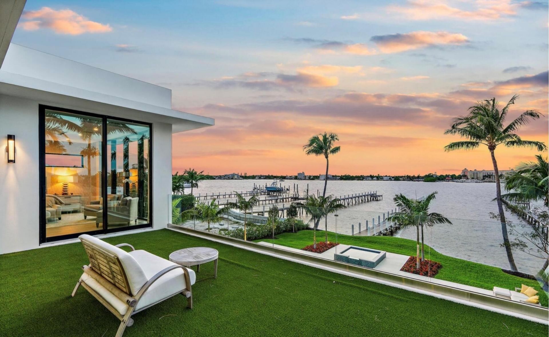 807 N Atlantic Drive, Lantana, FL 33462 Photo