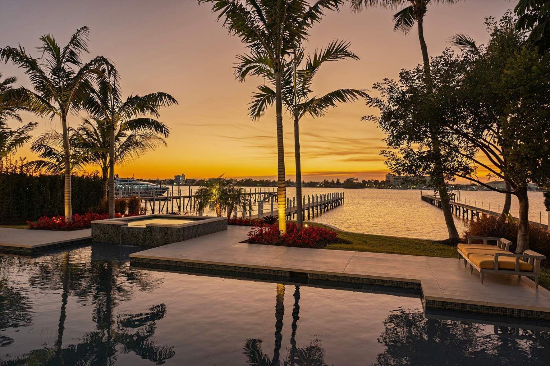 807 N Atlantic Drive, Lantana, FL 33462 Photo