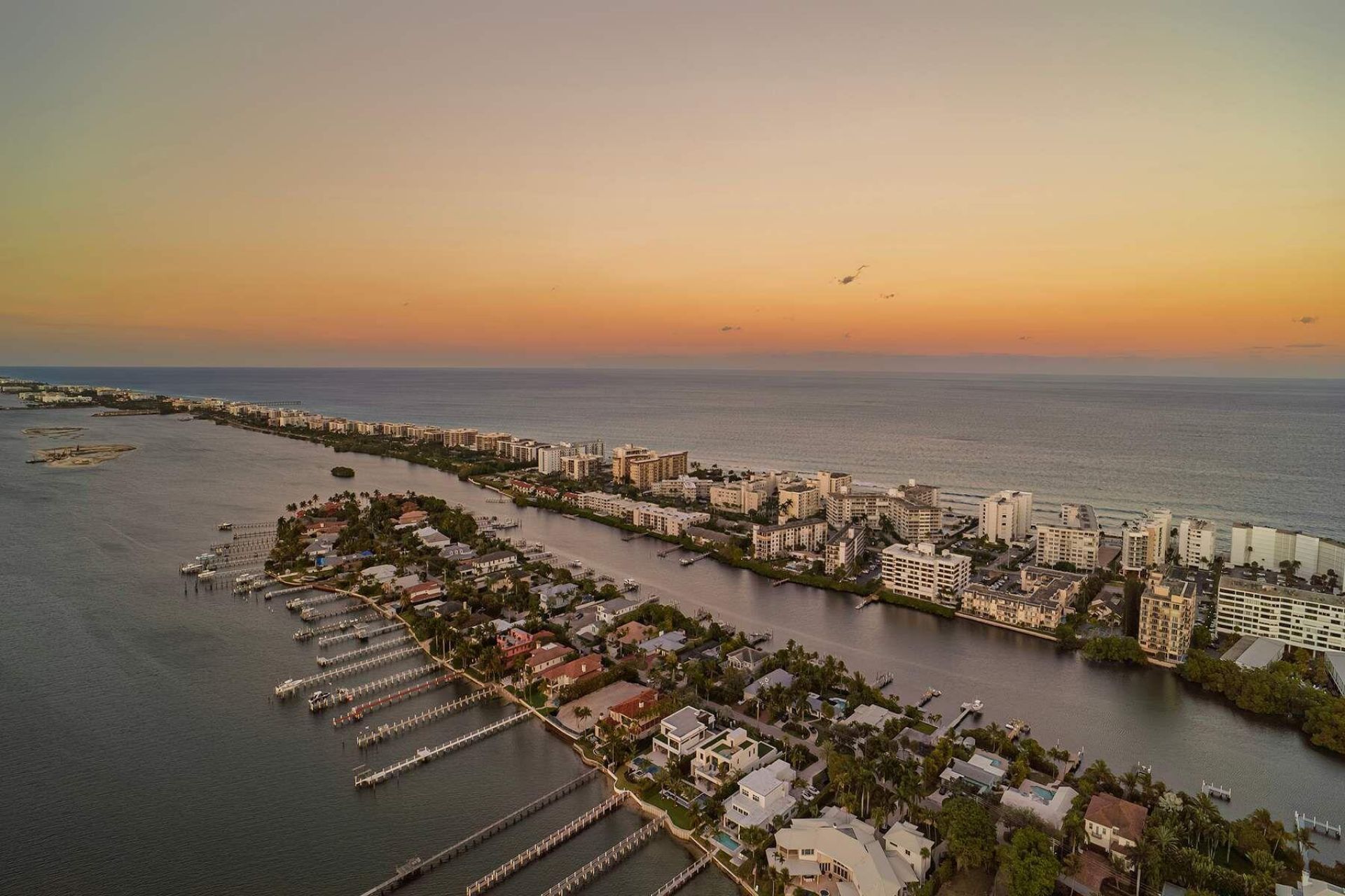 807 N Atlantic Drive, Lantana, FL 33462 Photo