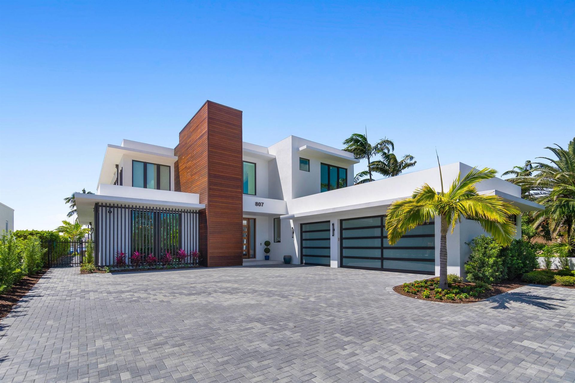 807 N Atlantic Drive, Lantana, FL 33462 Photo