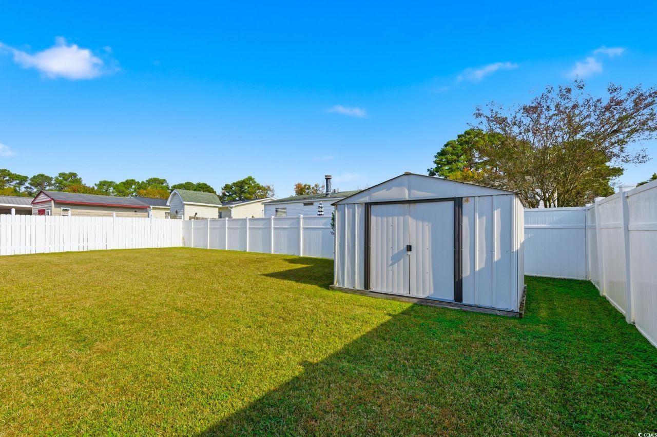 3136 Lyndon Dr. Photo 16