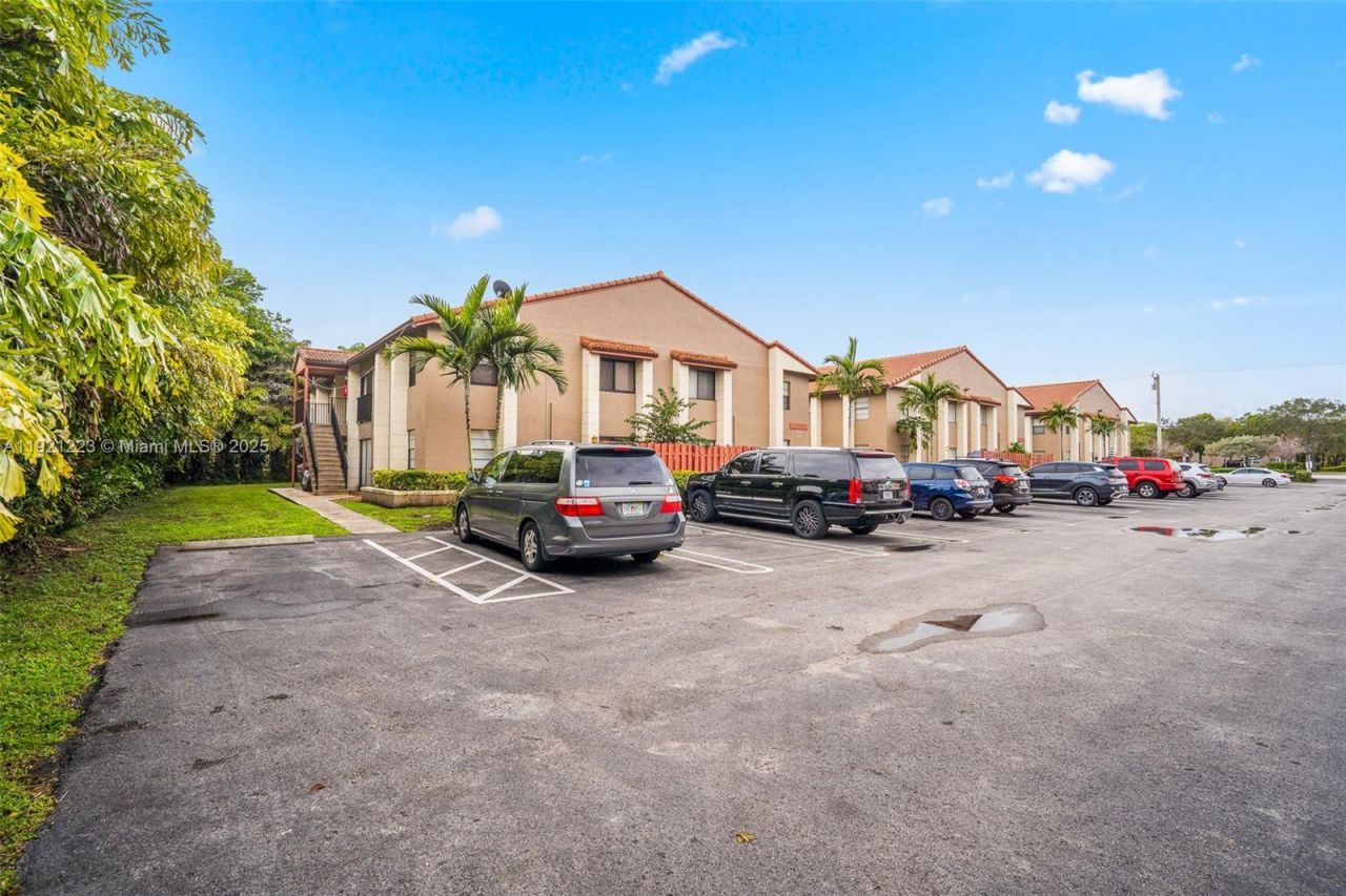 3175 Coral Ridge Dr, Unit 3175, Coral Springs, FL 33065 Photo