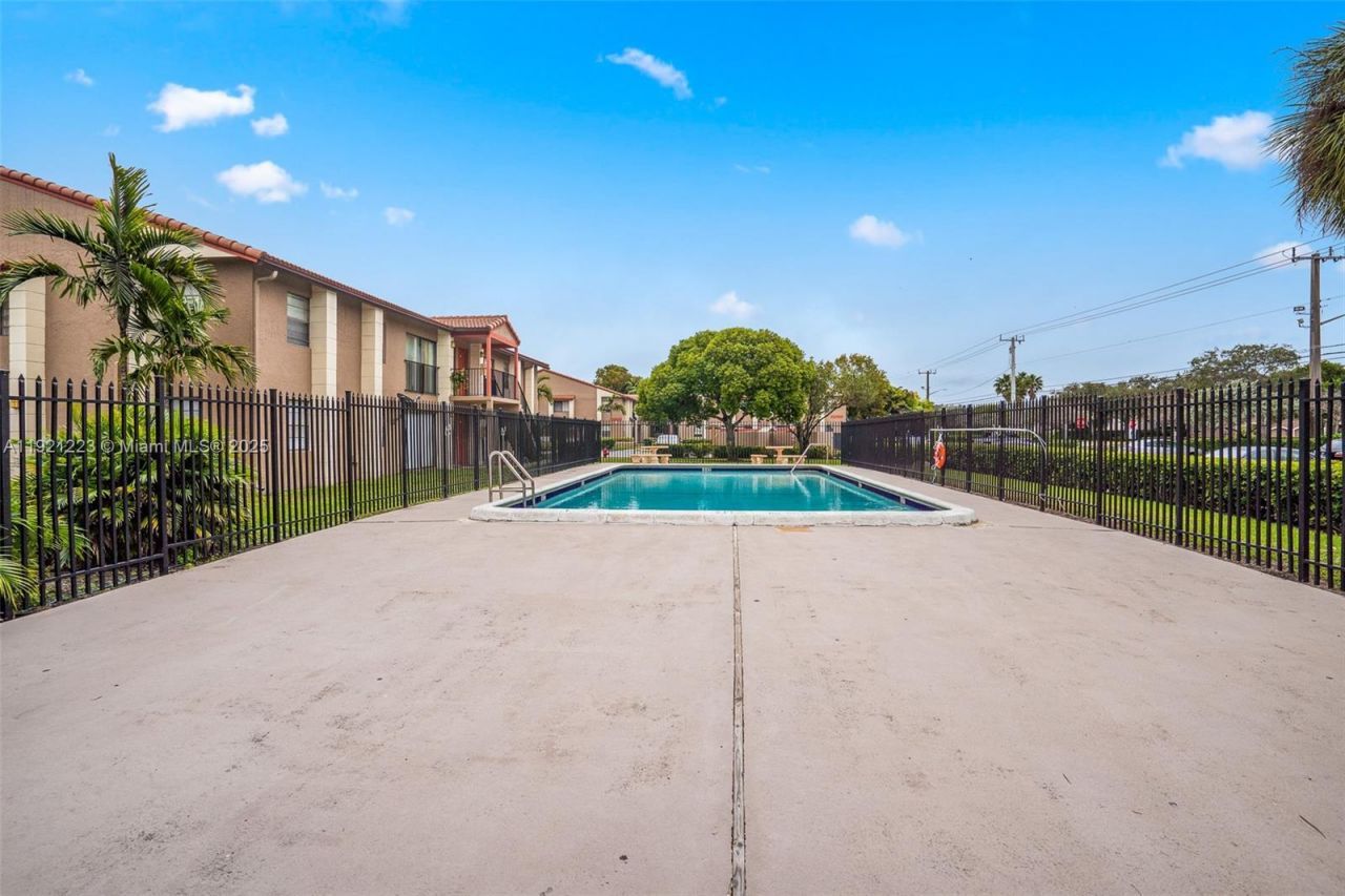 3175 Coral Ridge Dr, Unit 3175, Coral Springs, FL 33065 Photo