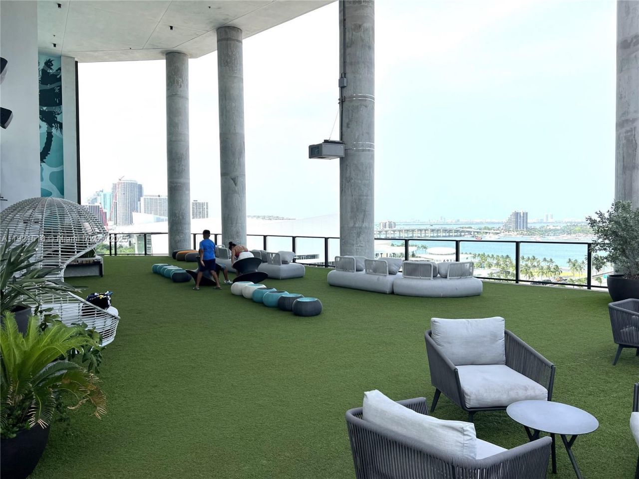 398 NE 5th St, Unit 2215, Miami, FL 33132 Photo